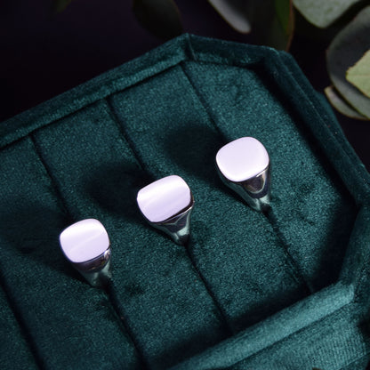 Cushion Signet Ring in Silver