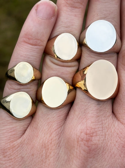 Yellow Gold Regent Oval Signet Ring