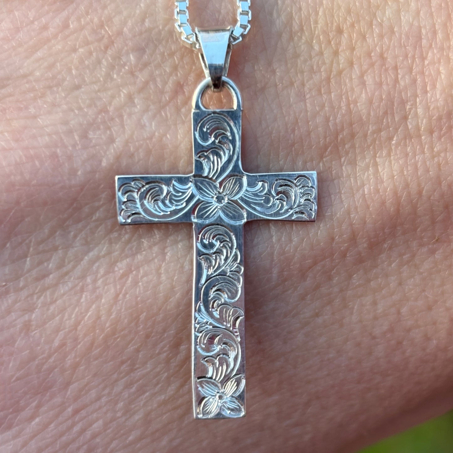 Silver cross pendant with hand engraving